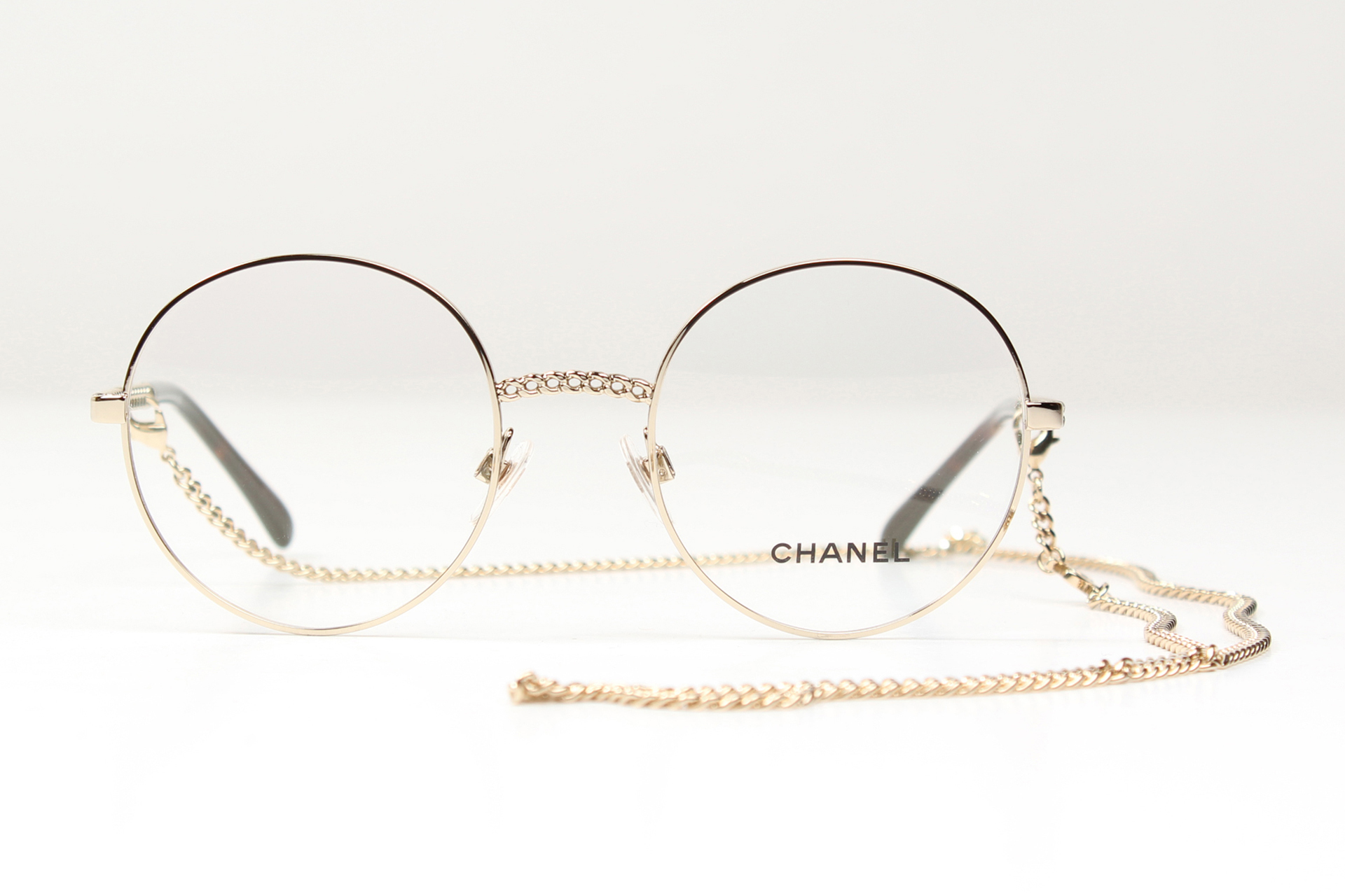 Chanel 2186 c.395